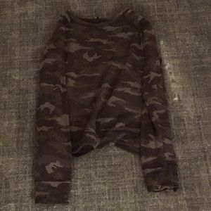 This is a gently used athleta xxl 16 sweat shirt